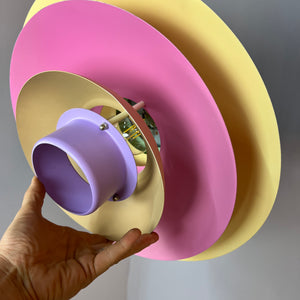 Lamellenlampe neu lackiert pastell aus Dänemark