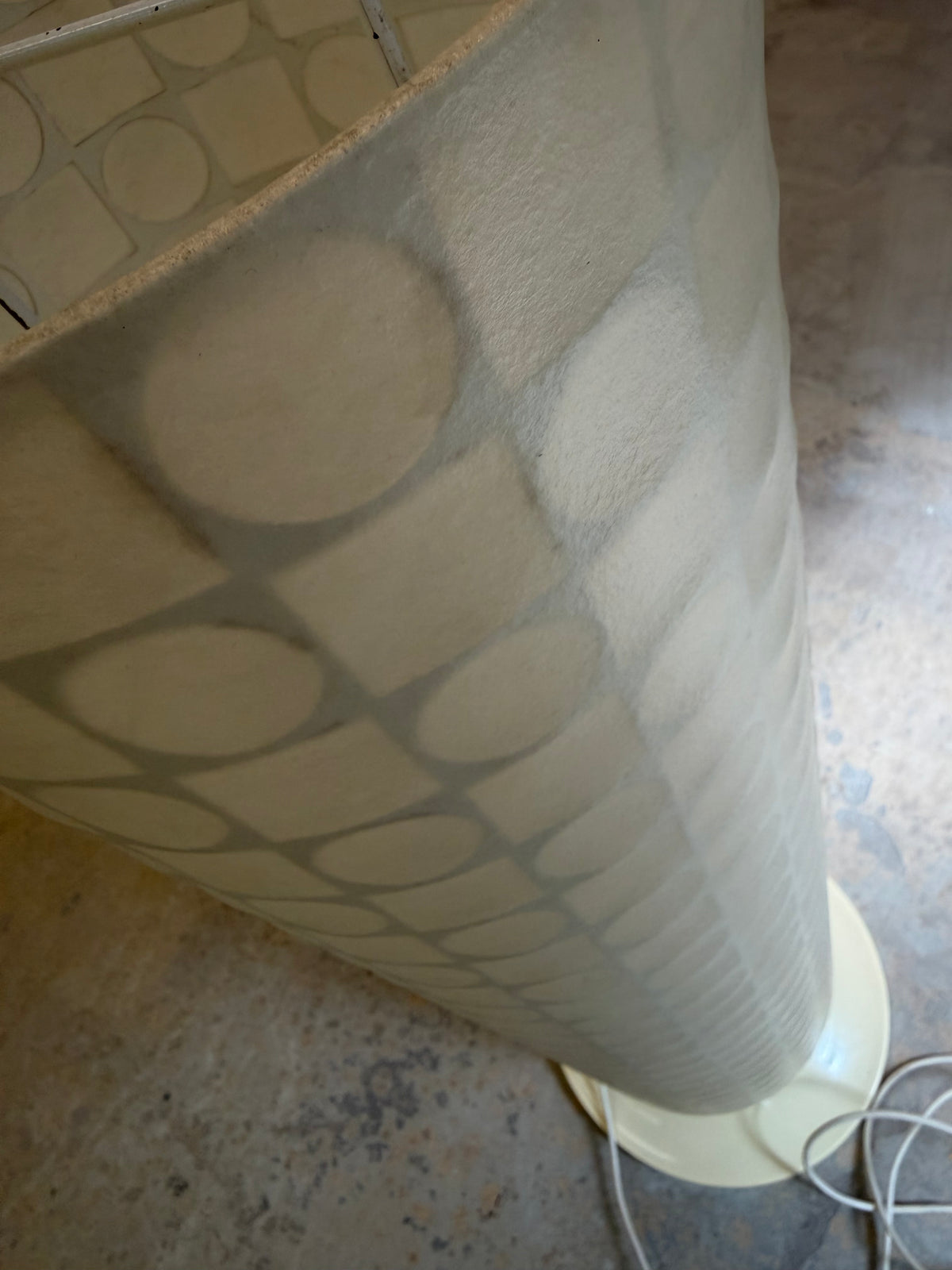 Cocoon-Stehlampe von Goldkant Leuchten