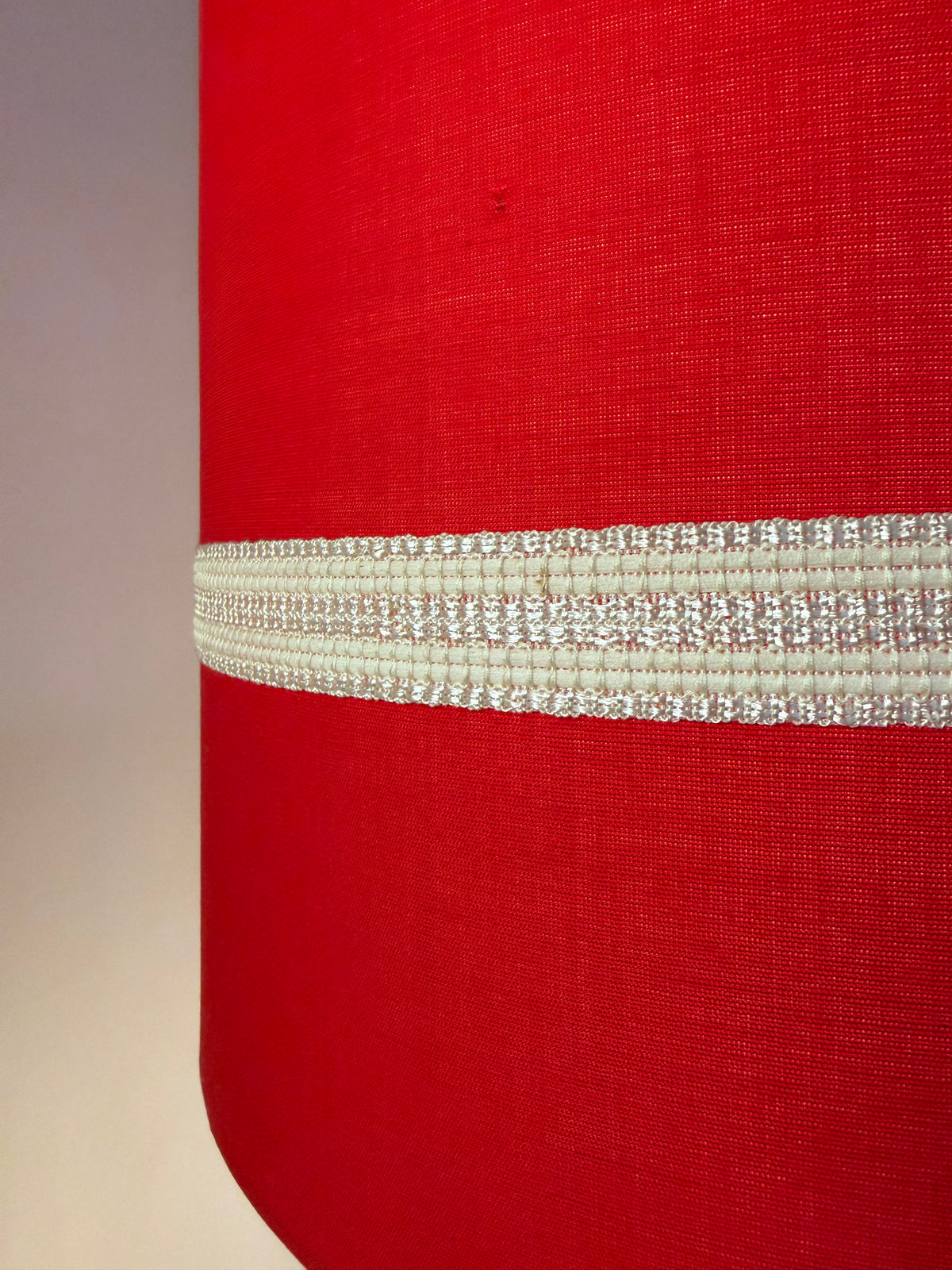Stehlampe rot Glas Chrom von Fischer Leuchten