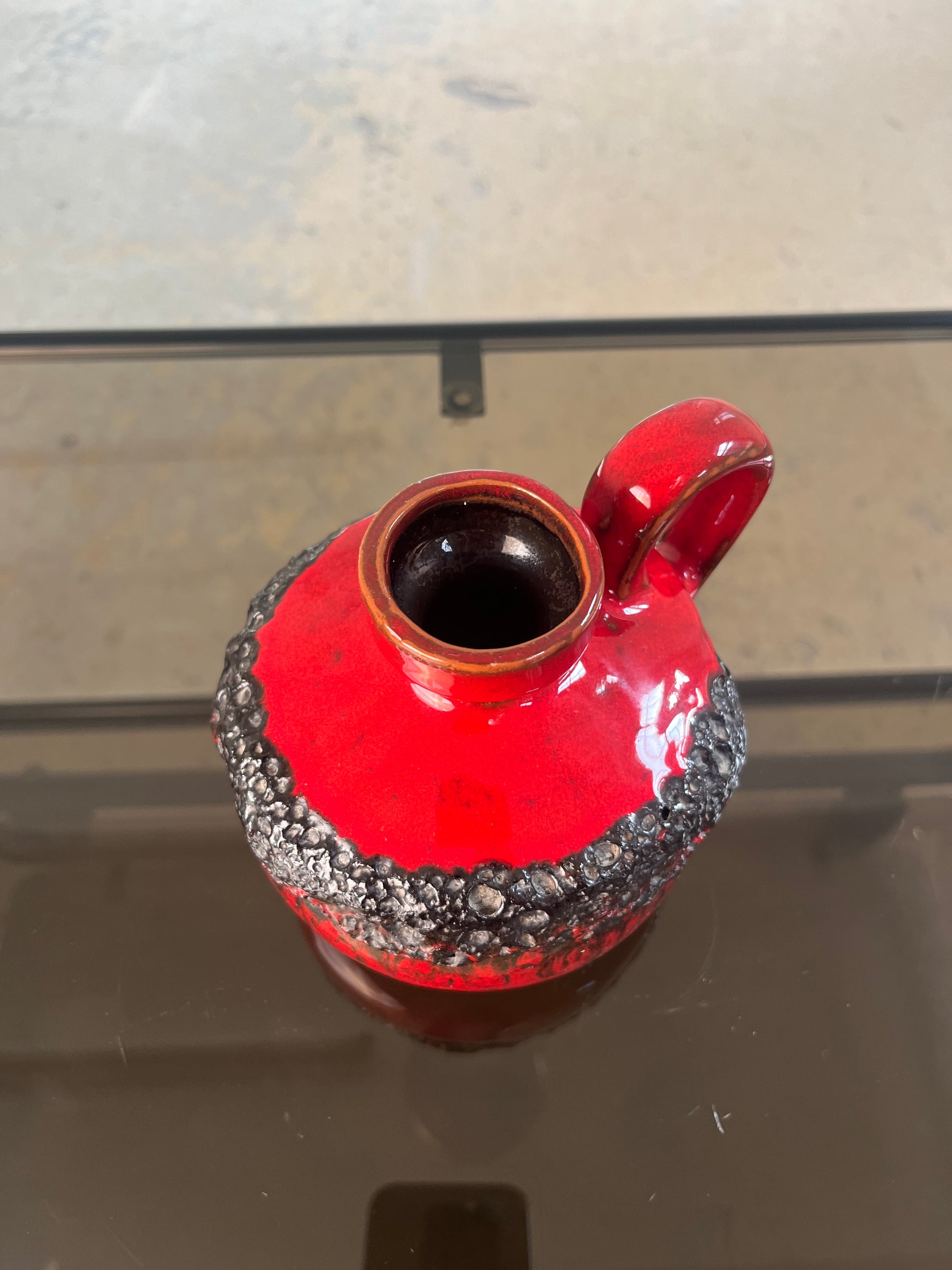 Vase 210 rot schwarz von Kreutz Keramik
