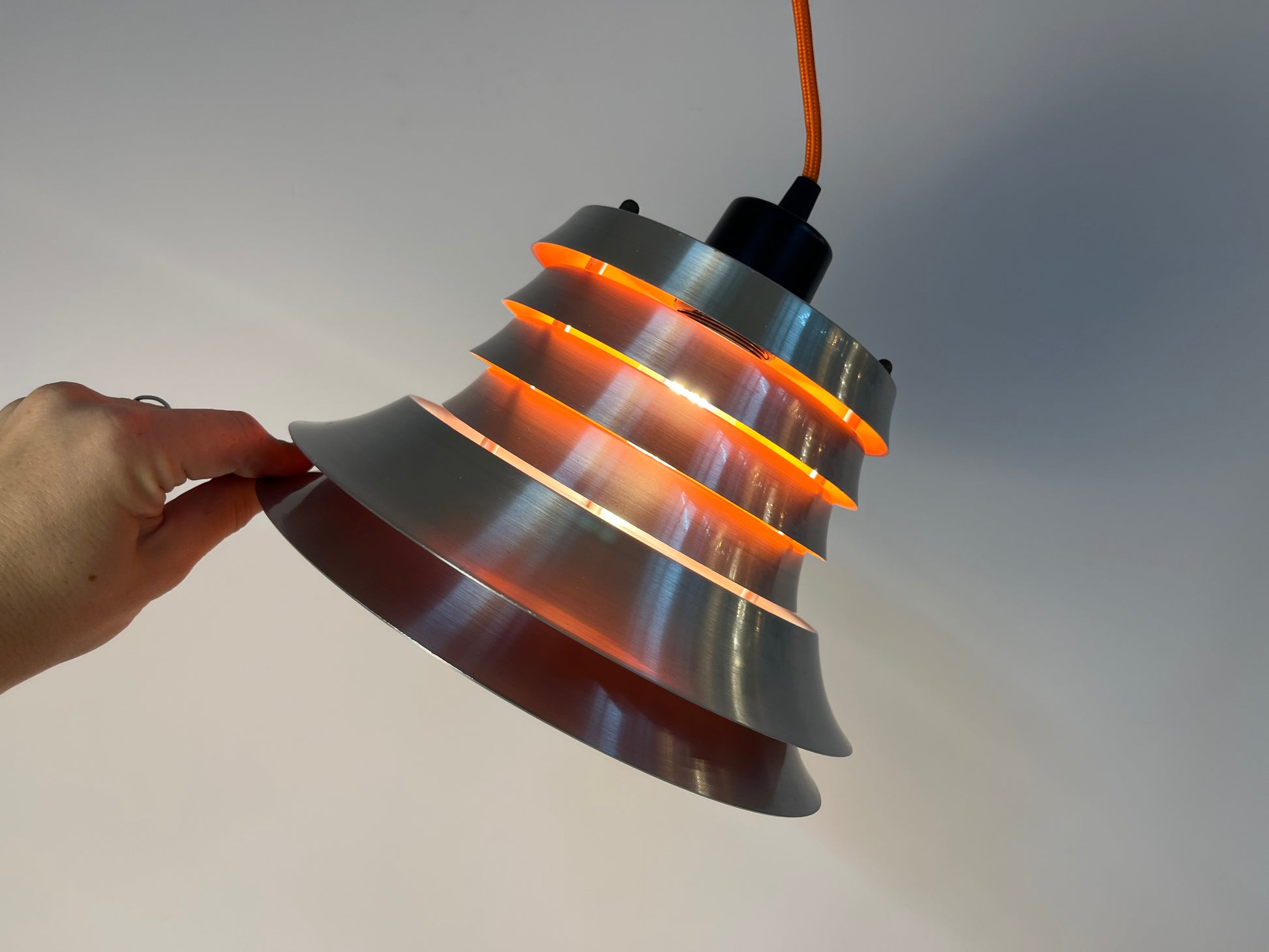 Lamellenlampe silber orange von Carl Thore für Granhaga