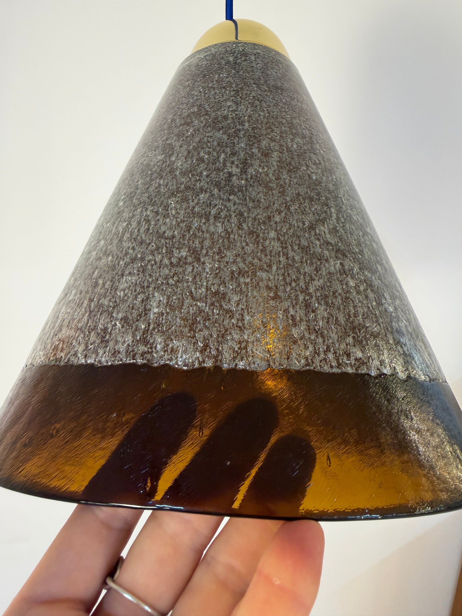 Hängelampe braun Glas von Peill & Putzler