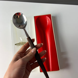 Servierlöffel Teak von Skaugum aus Norwegen