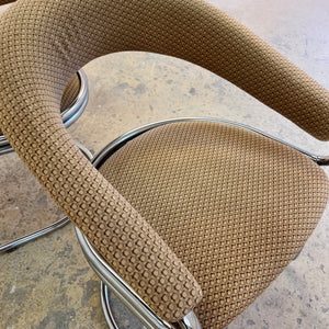 Freischwinger beige Chrom von Giotto Stoppino - mit kleinen Gebrauchsspuren