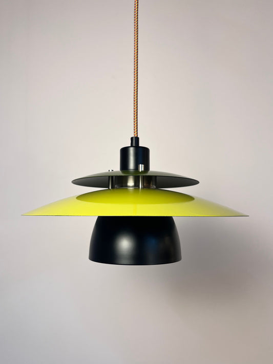 Lamellenlampe teils neu lackiert grün schwarz aus Dänemark