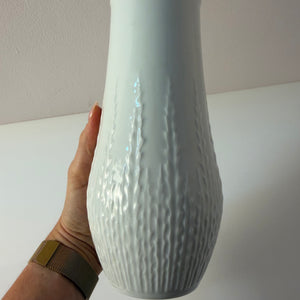 Vase weiß Porzellan von Hans Achtziger für Hutschenreuther