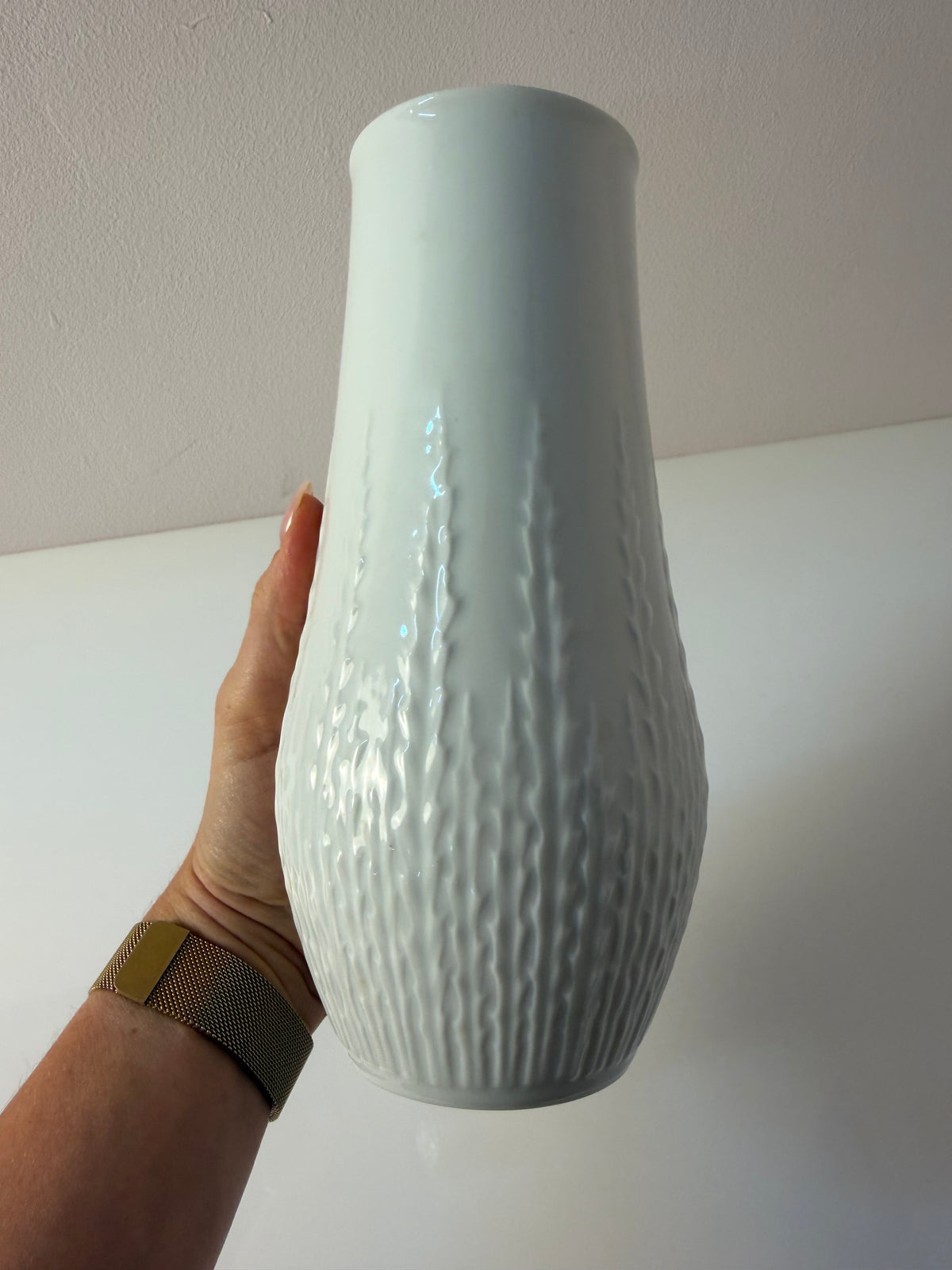 Vase weiß Porzellan von Hans Achtziger für Hutschenreuther