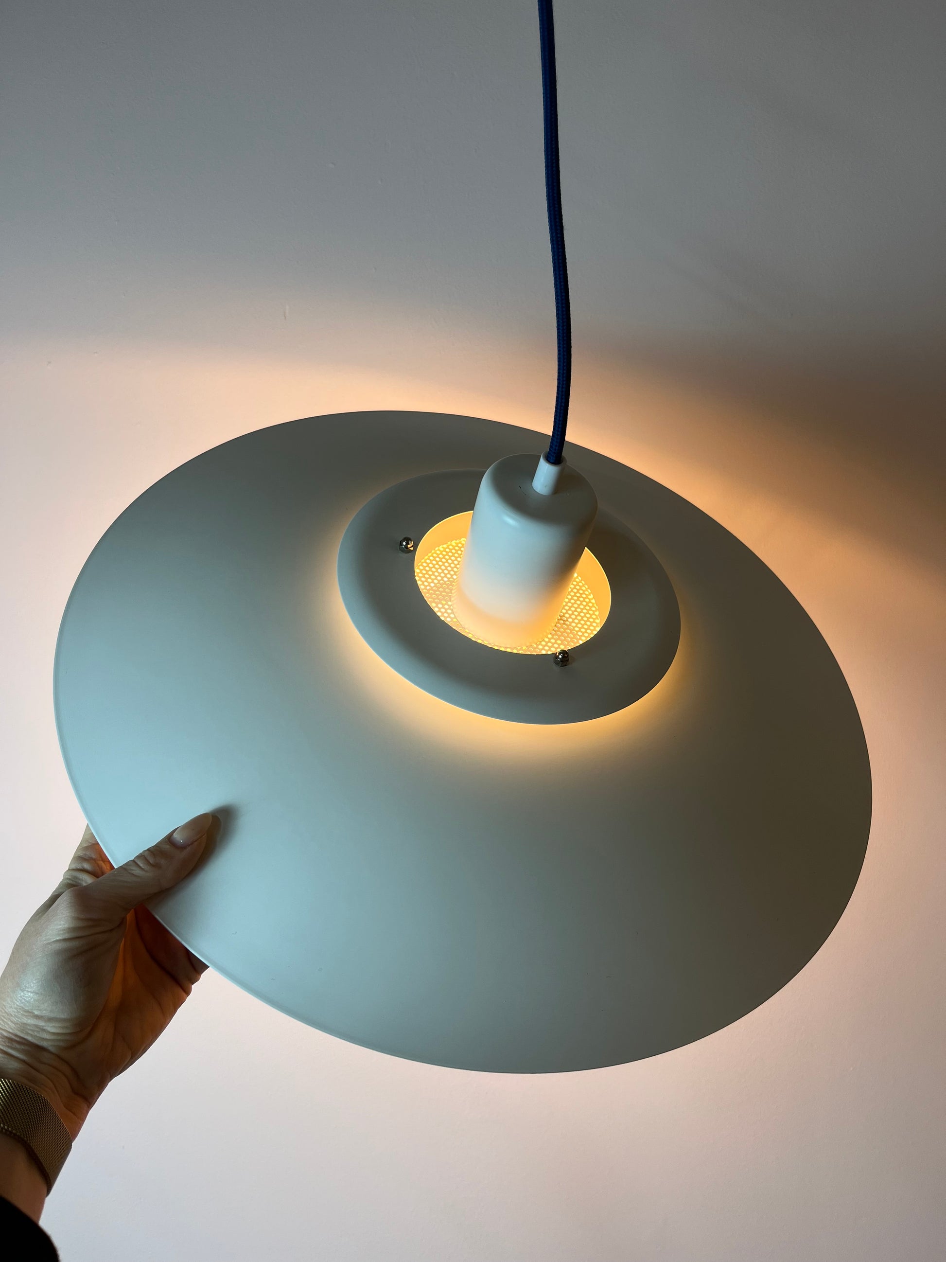 Lamellenlampe weiß aus Dänemark