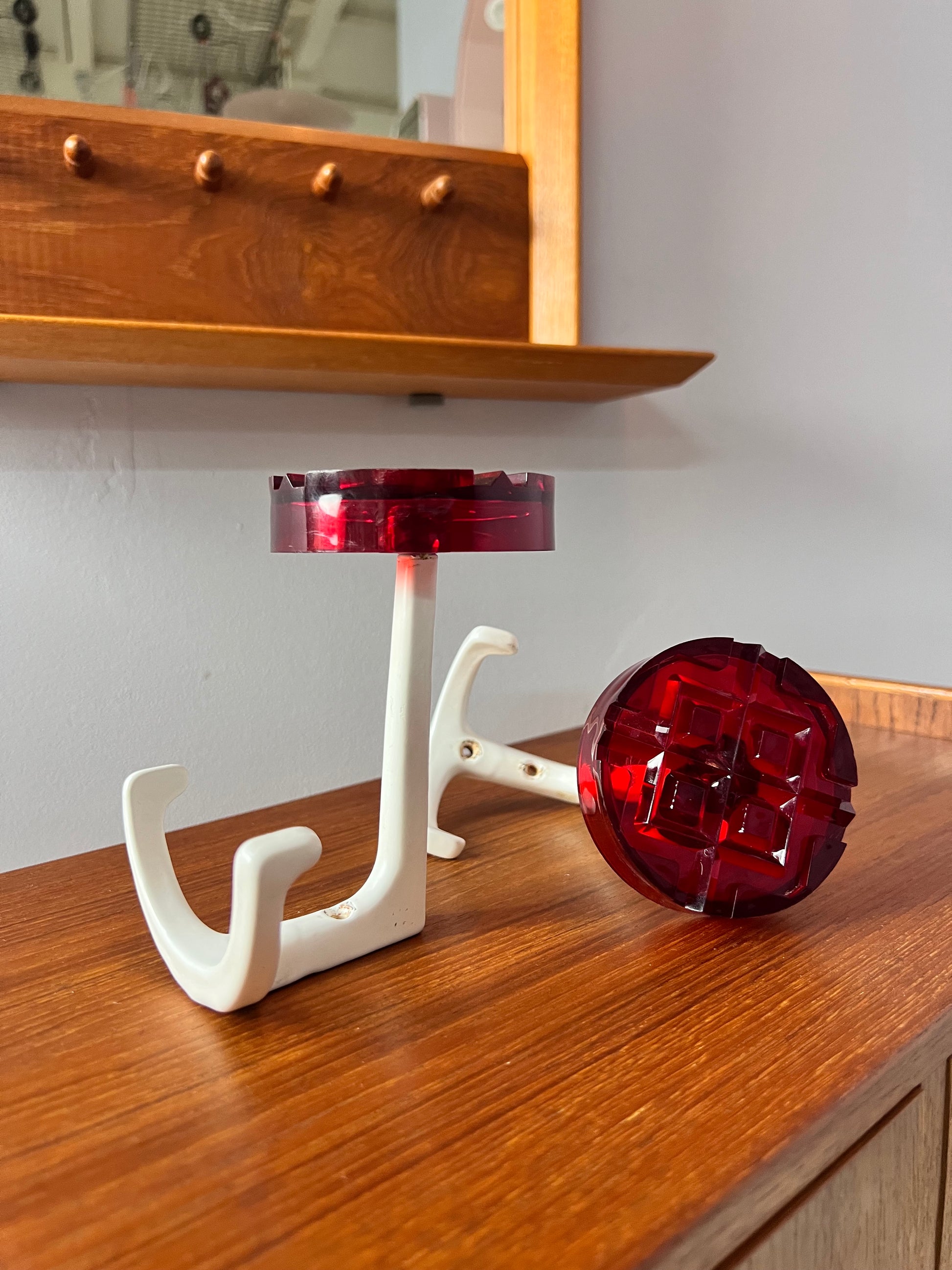 Set Kleiderhaken rot