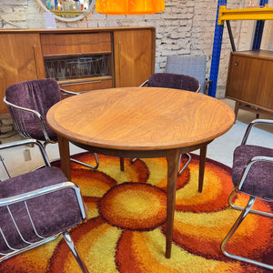 Runder Esstisch Teak mit Butterfly Auszug