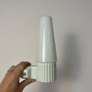 Wandlampe Modell 6020 weiß von Sigvard Bernadotte für Ifö