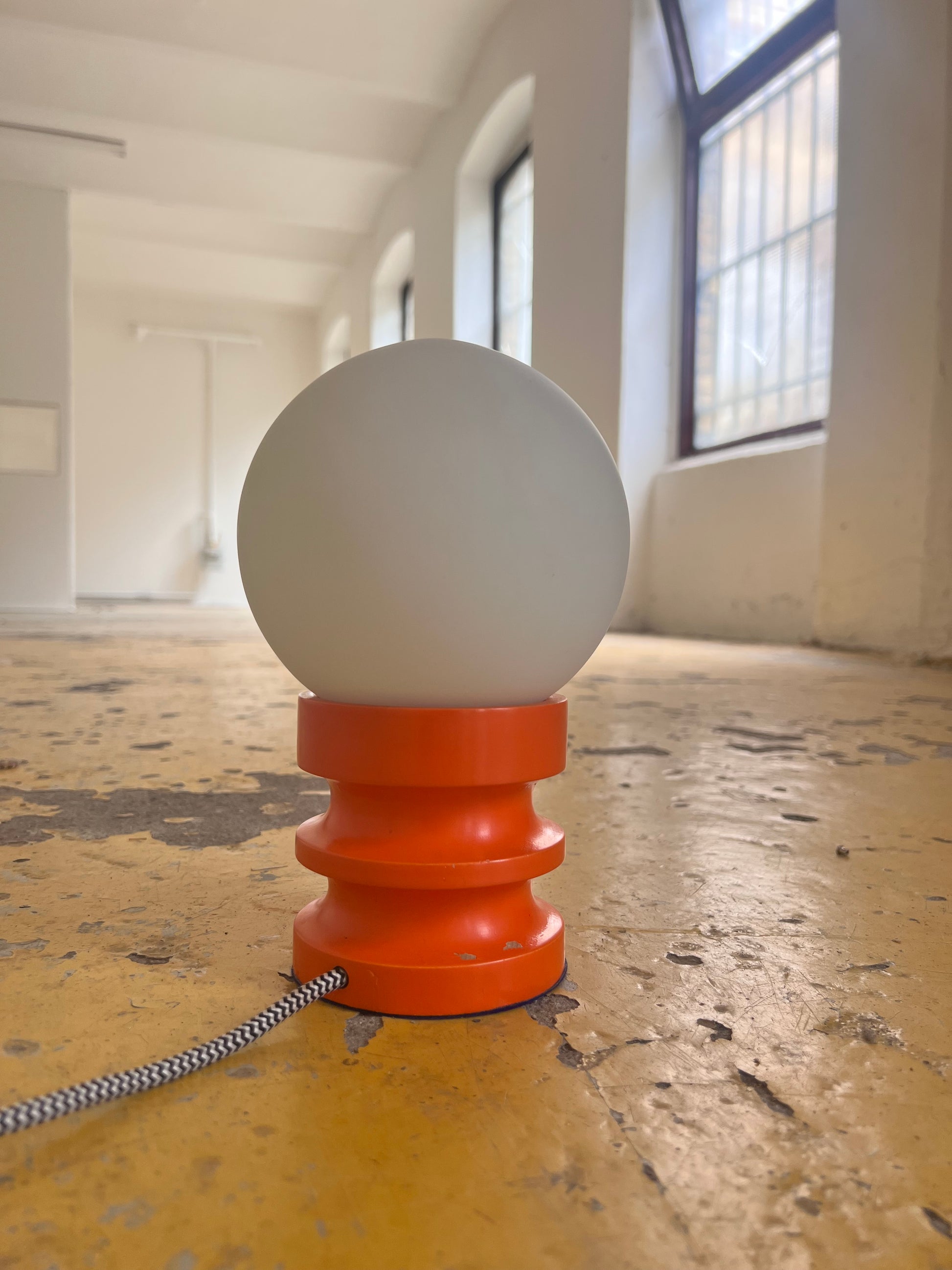 Tischlampe Opalkugel