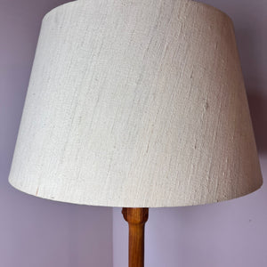 Stehlampe Teak Wildseide aus Dänemark