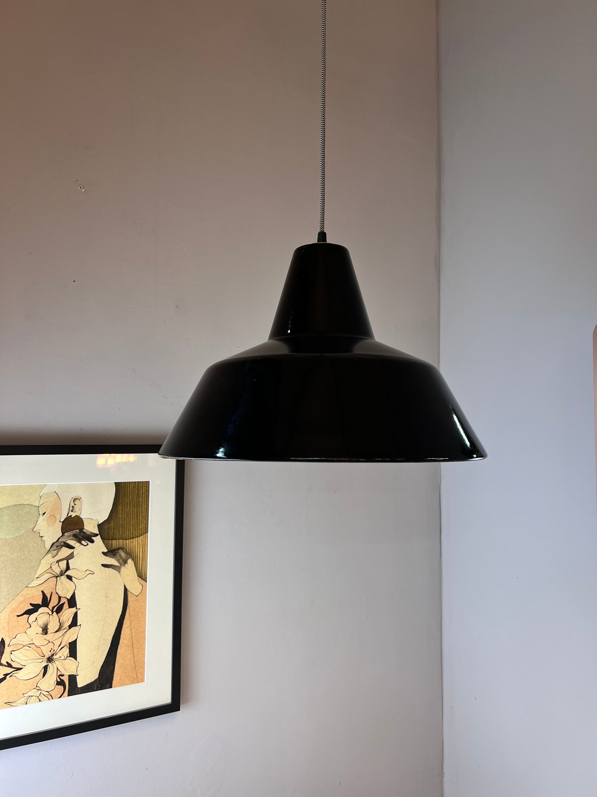 Hängelampe schwarz Emaille aus Dänemark