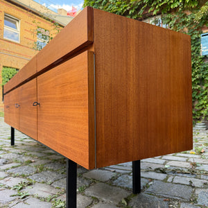 XXL Sideboard Teak mit Schloss aus Deutschland