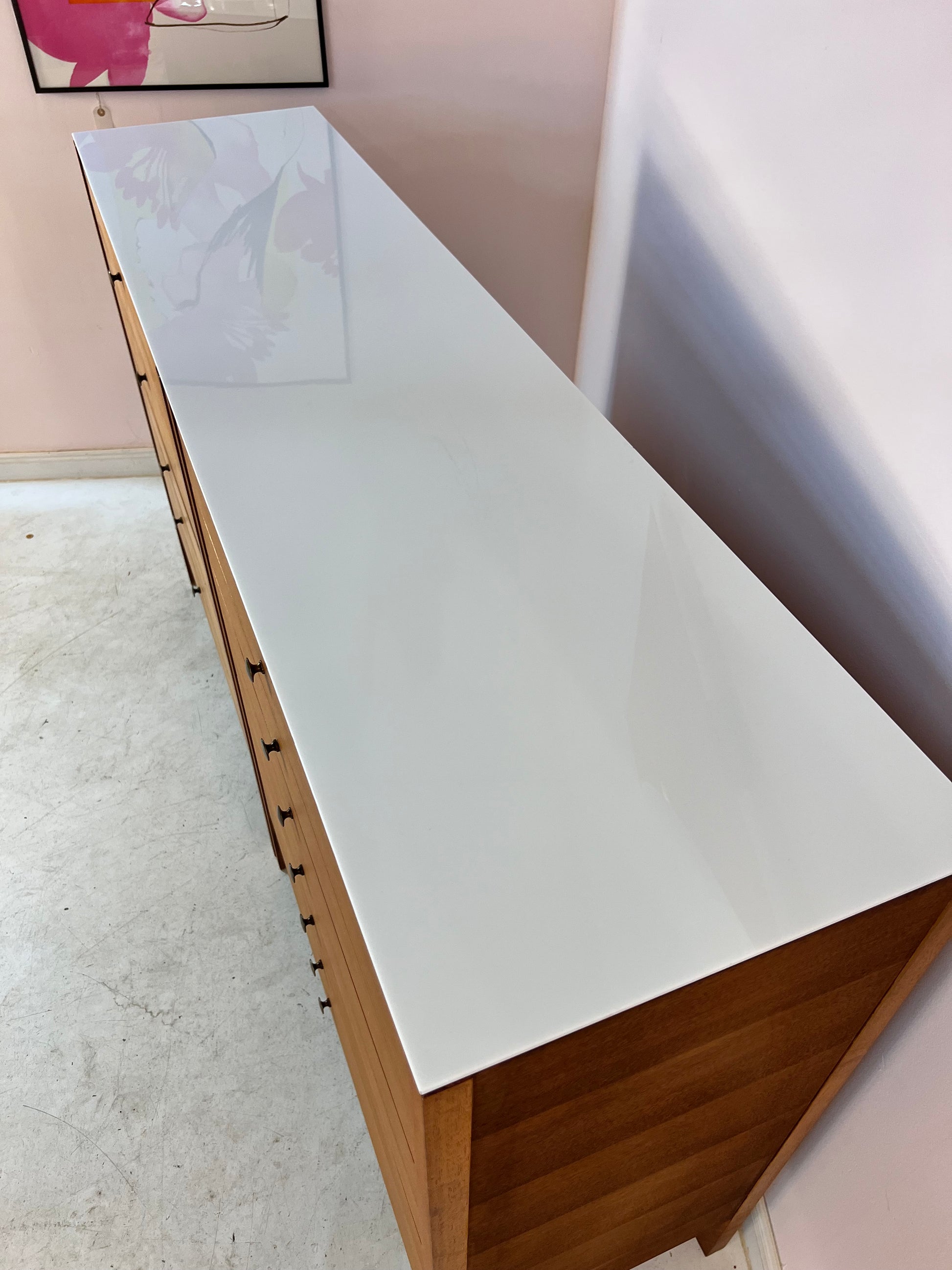 Hans Eichenberger Doppelkommode mit weißem Glas, Schweiz