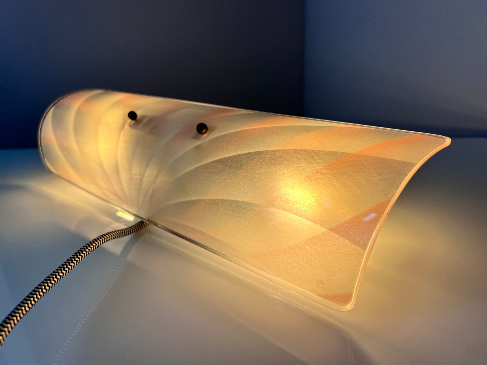 Wandlampe rosa Kunststoff