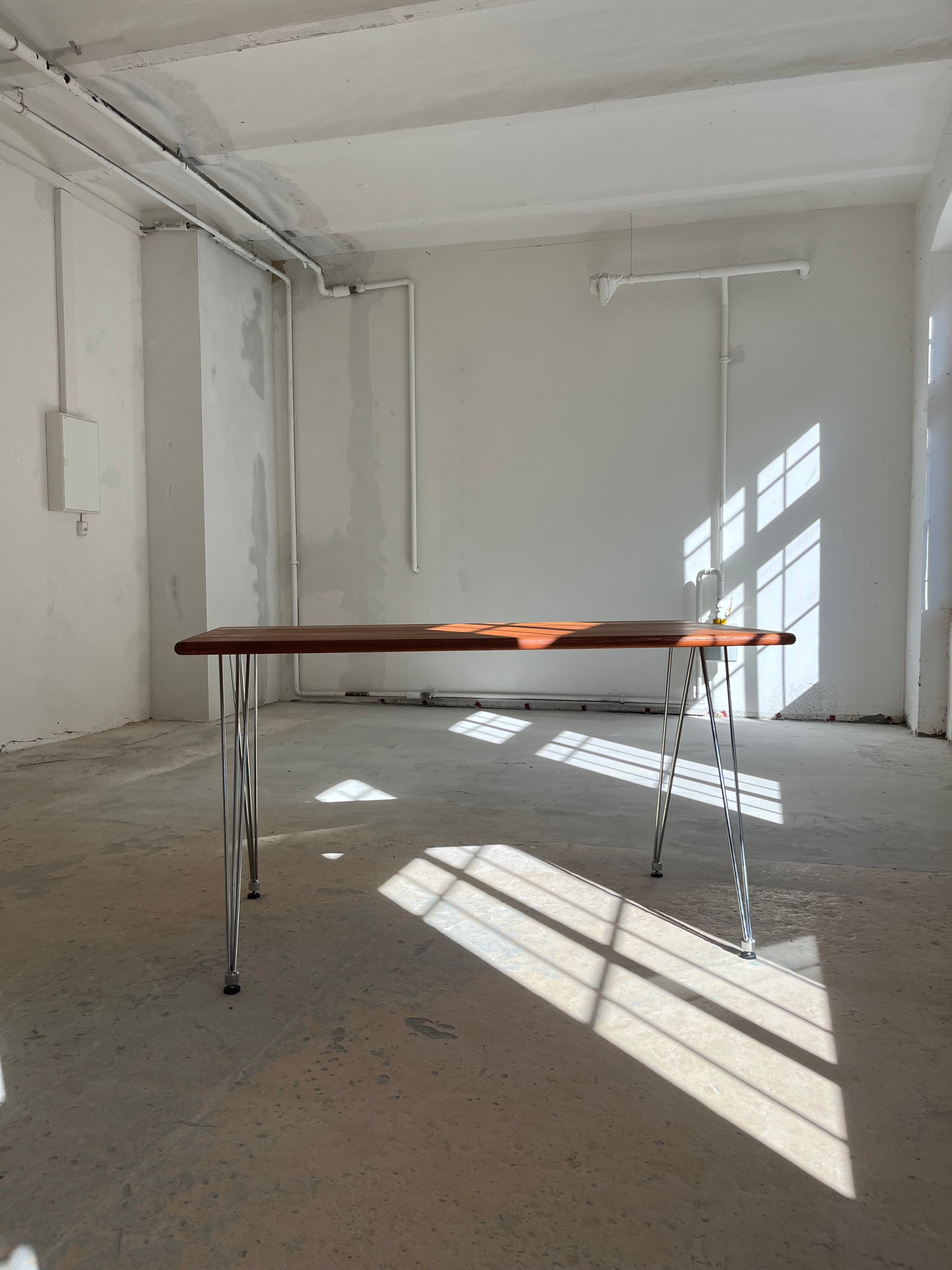 Esstisch / Schreibtisch Teak mit neuem Chromgestell von O. D. Møbler
