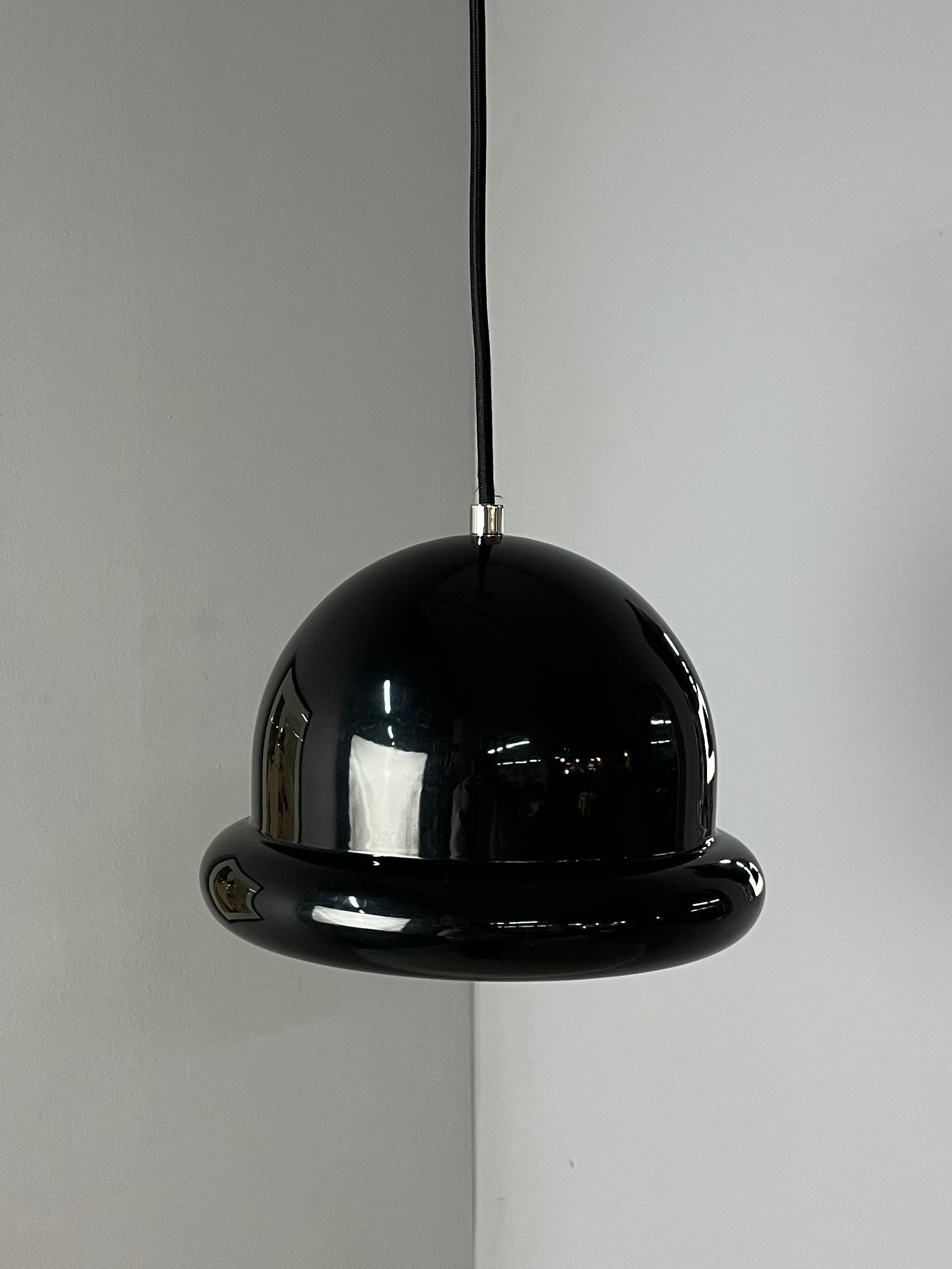 Hängelampe Bowlerhat schwarz