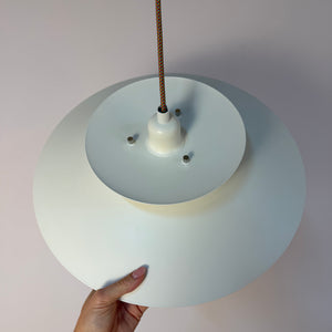 Lamellenlampe Typ 4450 weiß von Lyfa
