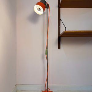 Stehlampe orange Chrom von AKA Werke