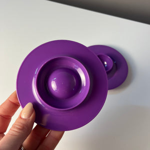 Set: 2x Eierbecher lila stapelbar