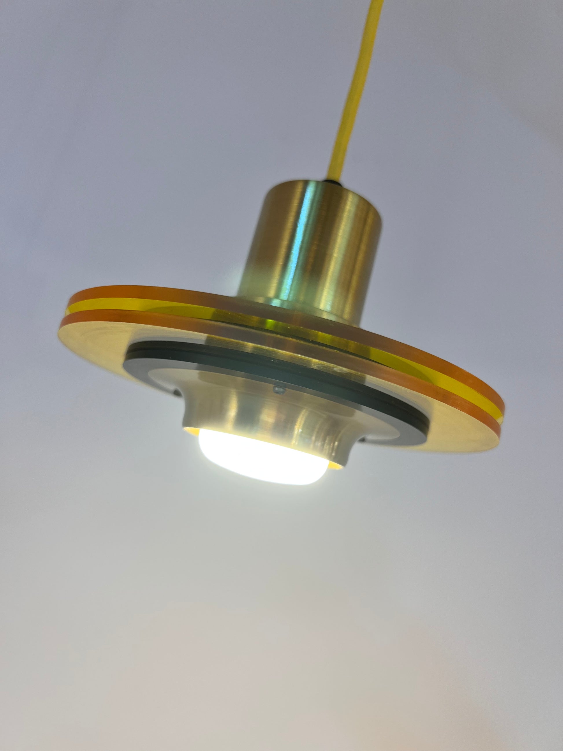 Lamellenlampe Messing Kunststoff Dänemark