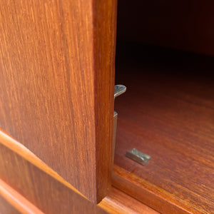 Kommodenschrank Teak mit Schloss aus Dänemark