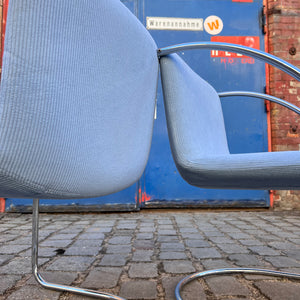 Freischwinger „Lens“ hellblau Cord & Chrom von Giovanni Offredi für Saporiti Italia