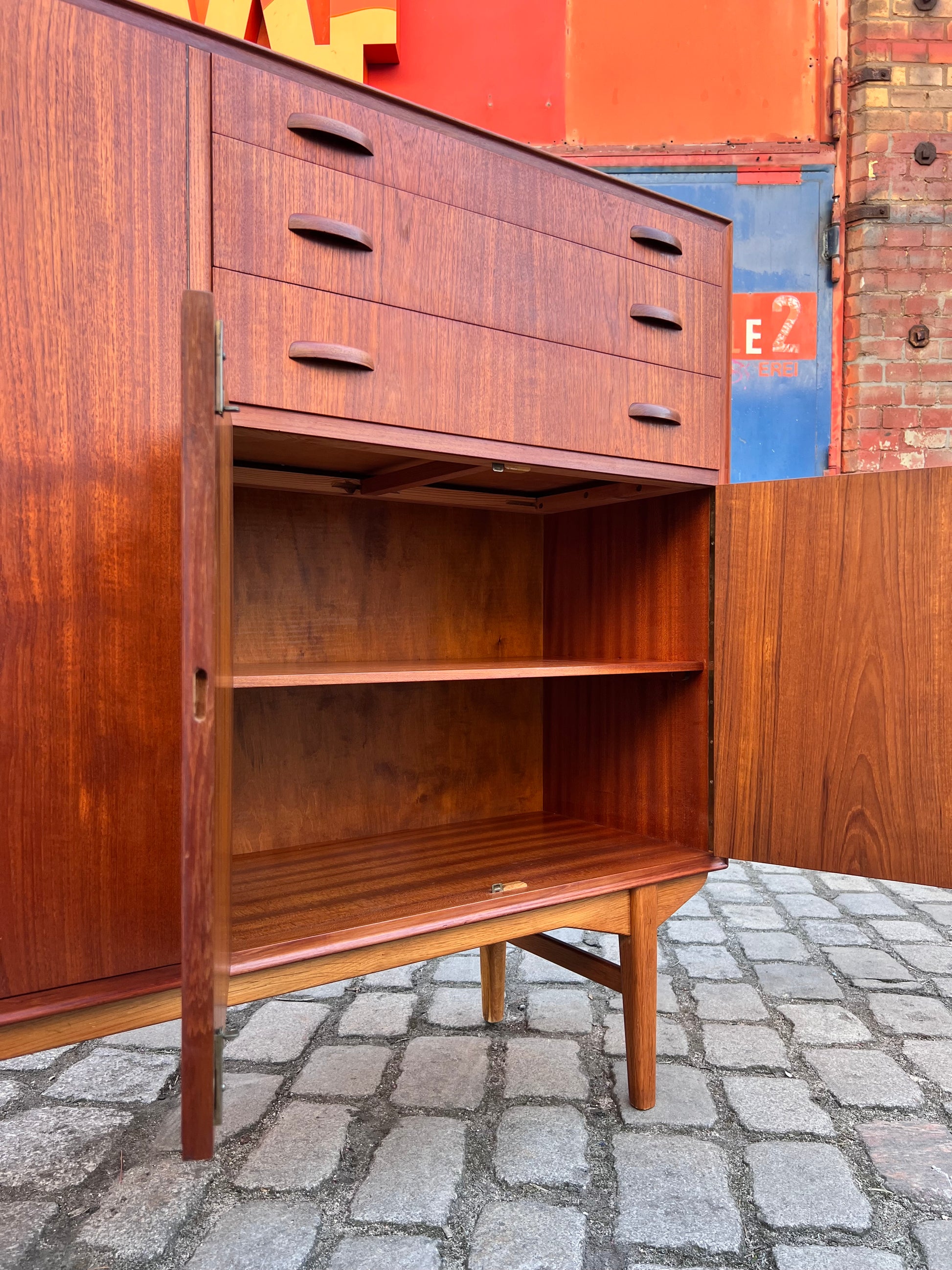 Highboard Teak aus Dänemark