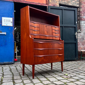 Halbrunder Sekretär Teak aus Dänemark