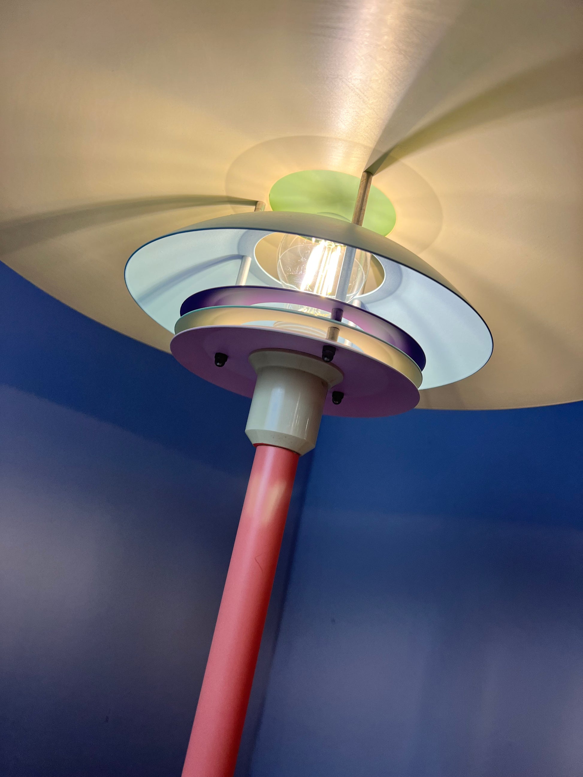 Tischlampe neu lackiert peach gelb