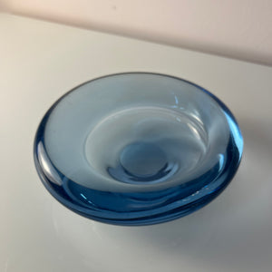 Schale hellblau Glas von Per Lütken von Holmegaard