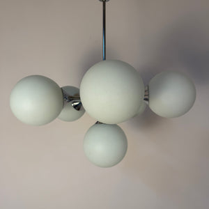 Sputnik Kronleuchter Chrom Opalglas