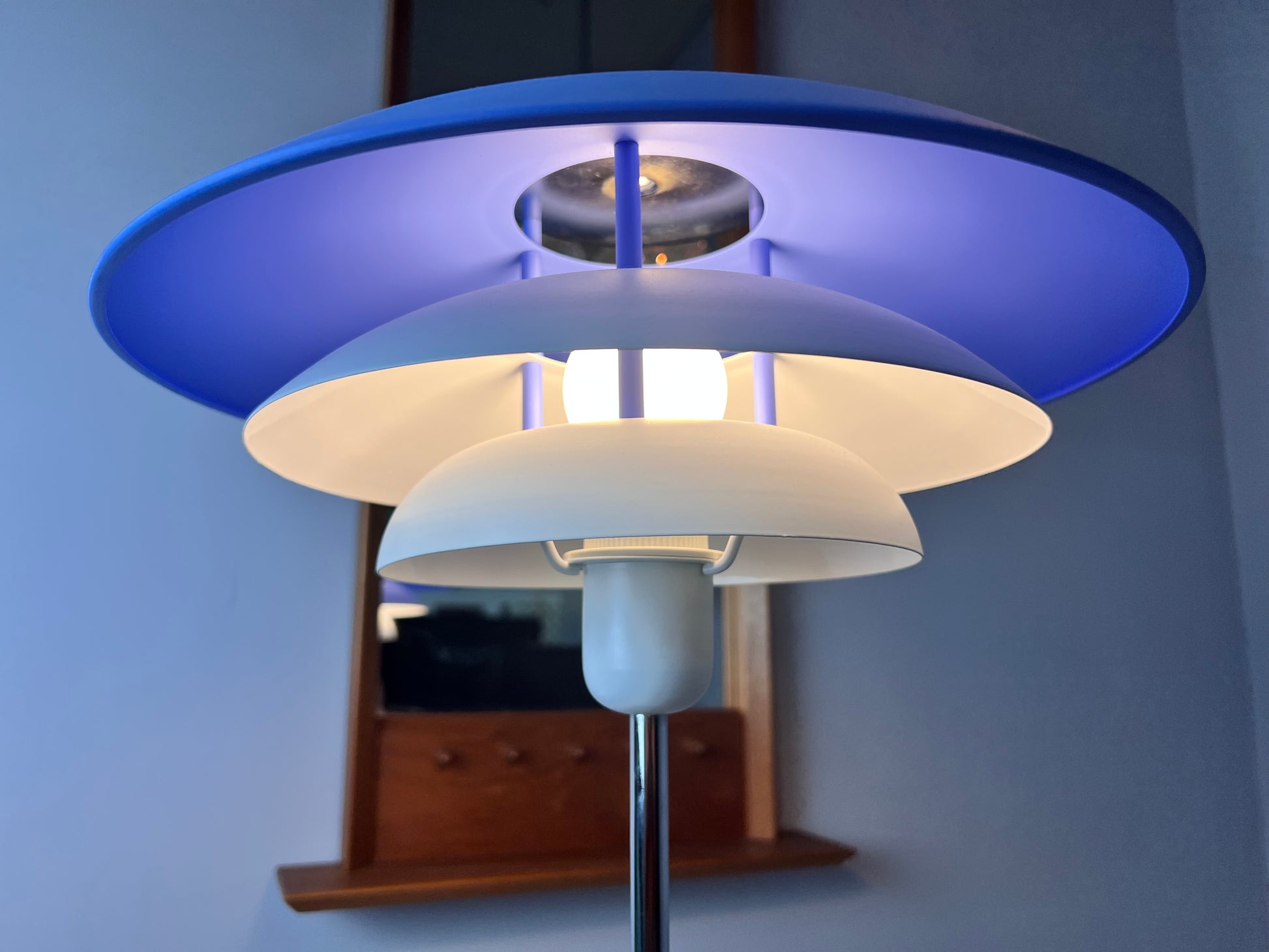 Lamellen-Tischlampe neu lackiert Dänemark