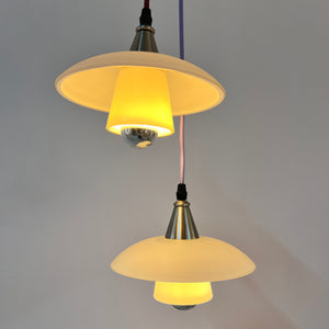 Lamellenlampe Milchglas aus Dänemark