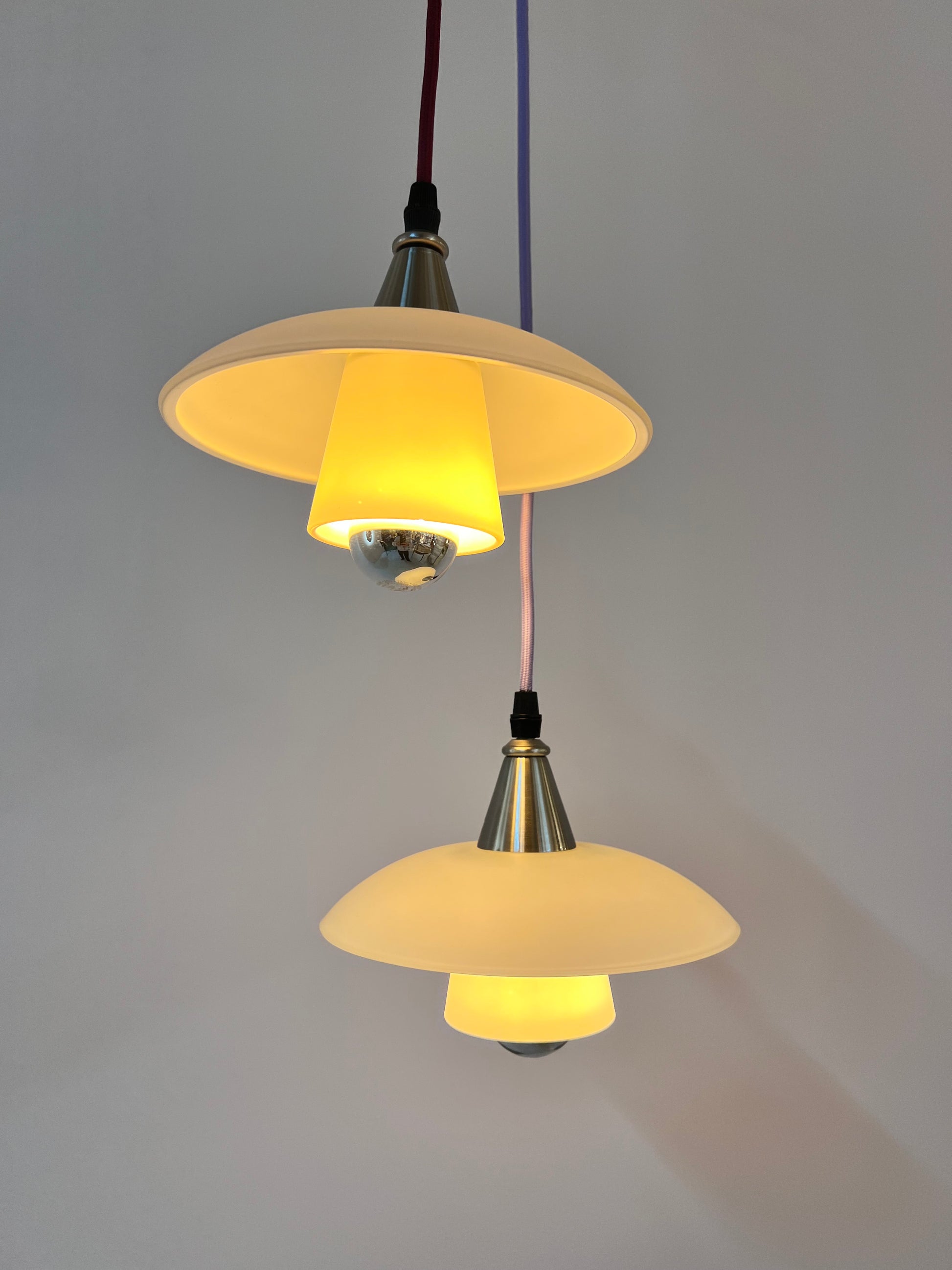 Lamellenlampe Milchglas aus Dänemark