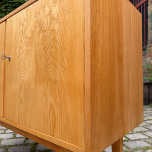 Kommode Typ 602/A Esche mit Schranktüren von Franz Ehrlich für Hellerau