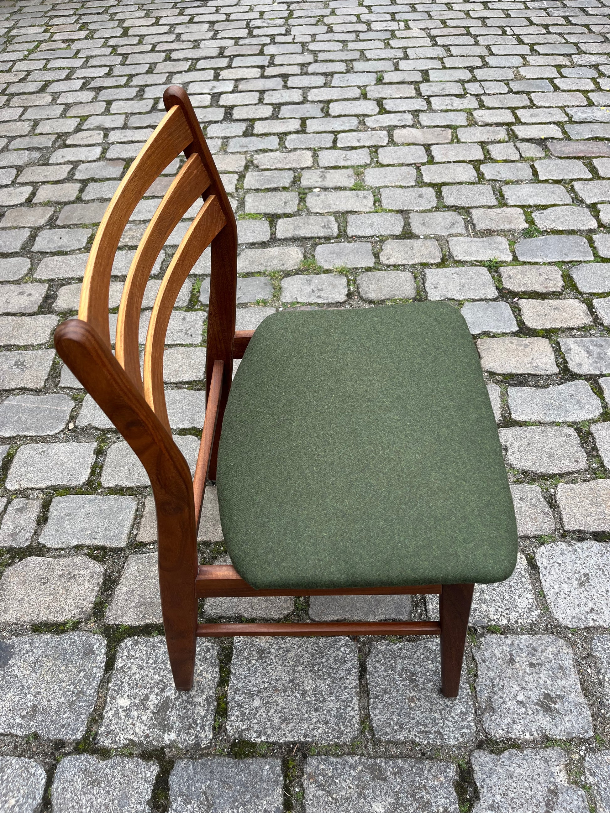 Set: 6x Esszimmerstuhl grün Teak neu gepolstert