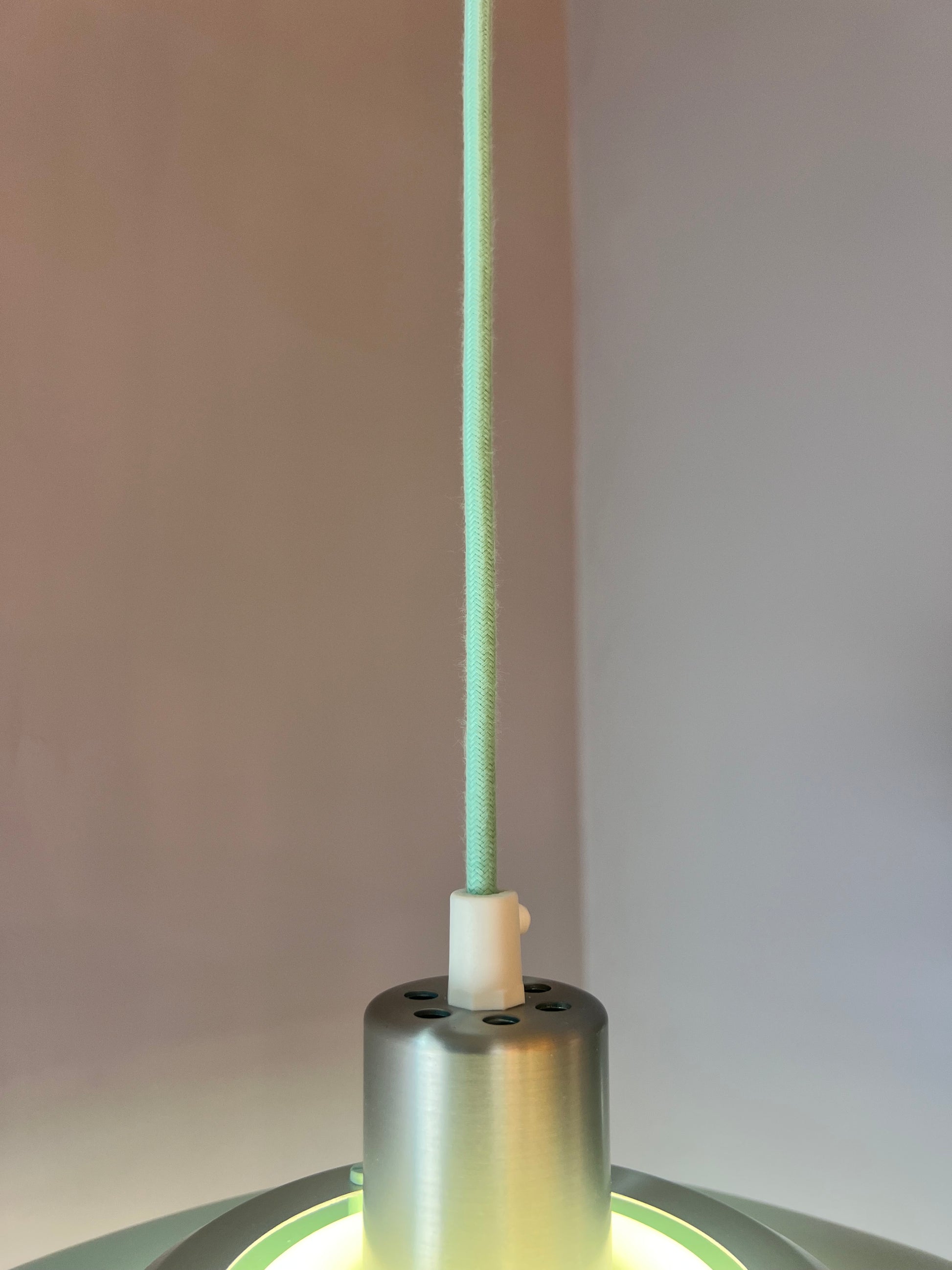 Lamellenlampe neu lackiert mint