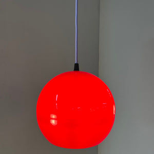 Kugellampe rot Kunststoff aus Dänemark