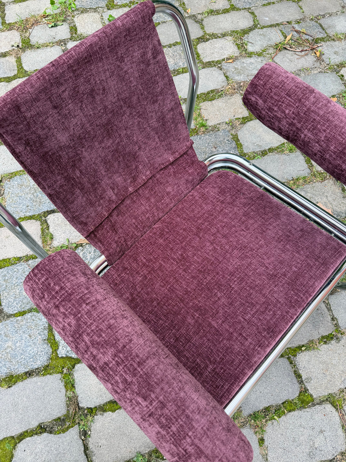 Sessel Halina lila neu gepolstert Chrom von Hellerau