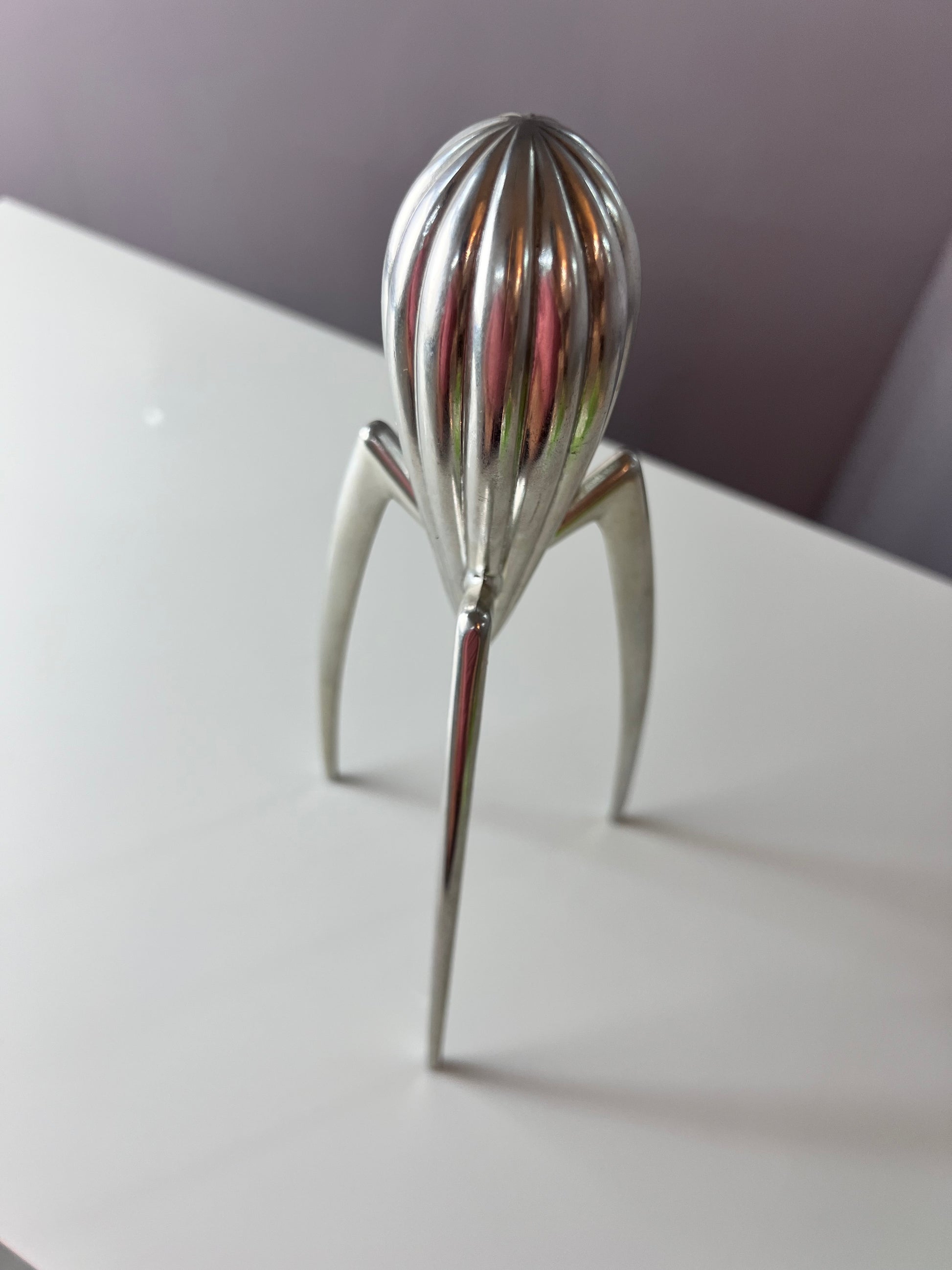Zitronenpresse Juicy Salif von Philippe Starck für ALESSI