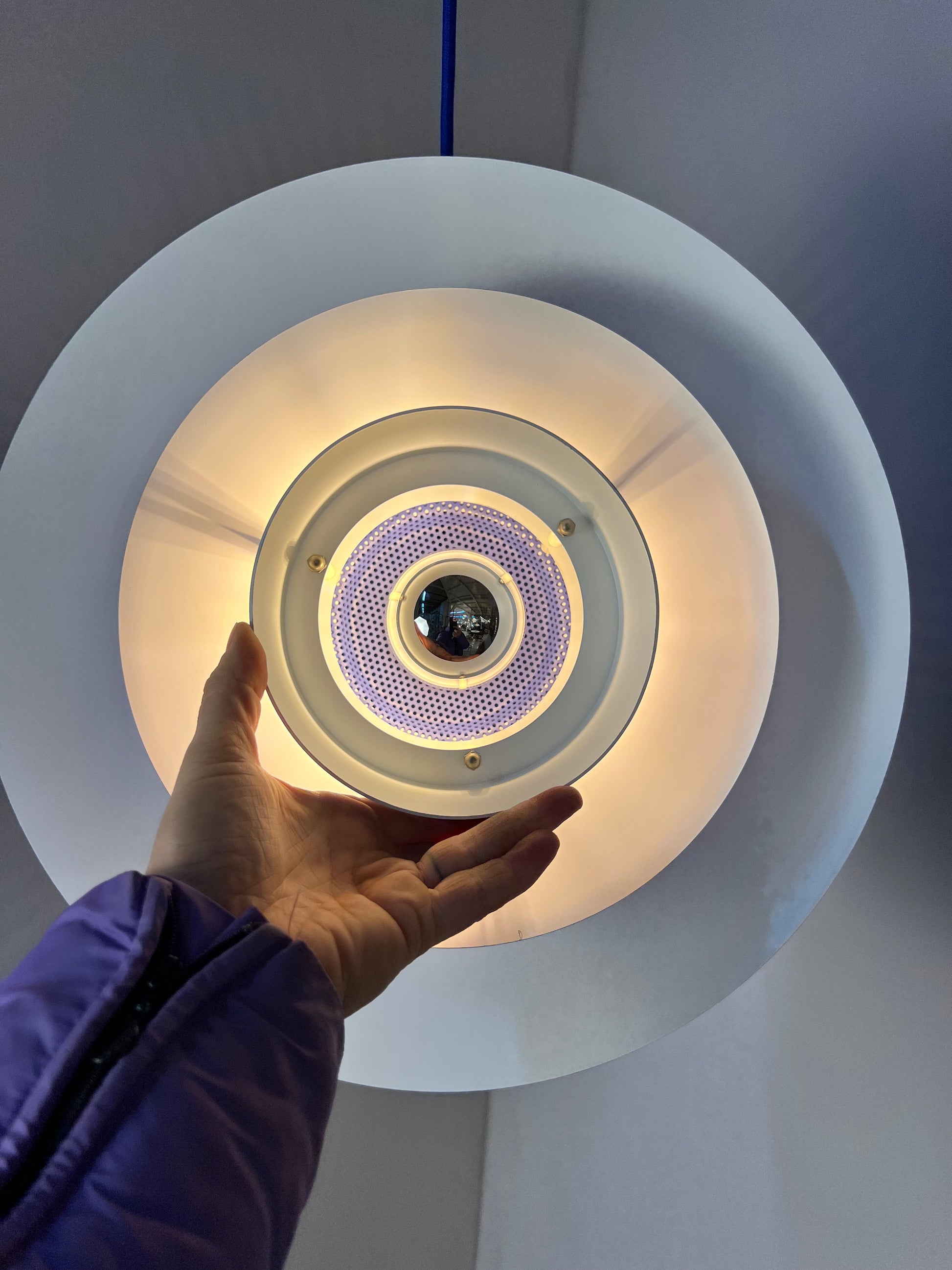 Lamellenlampe Donau blau von JEKA