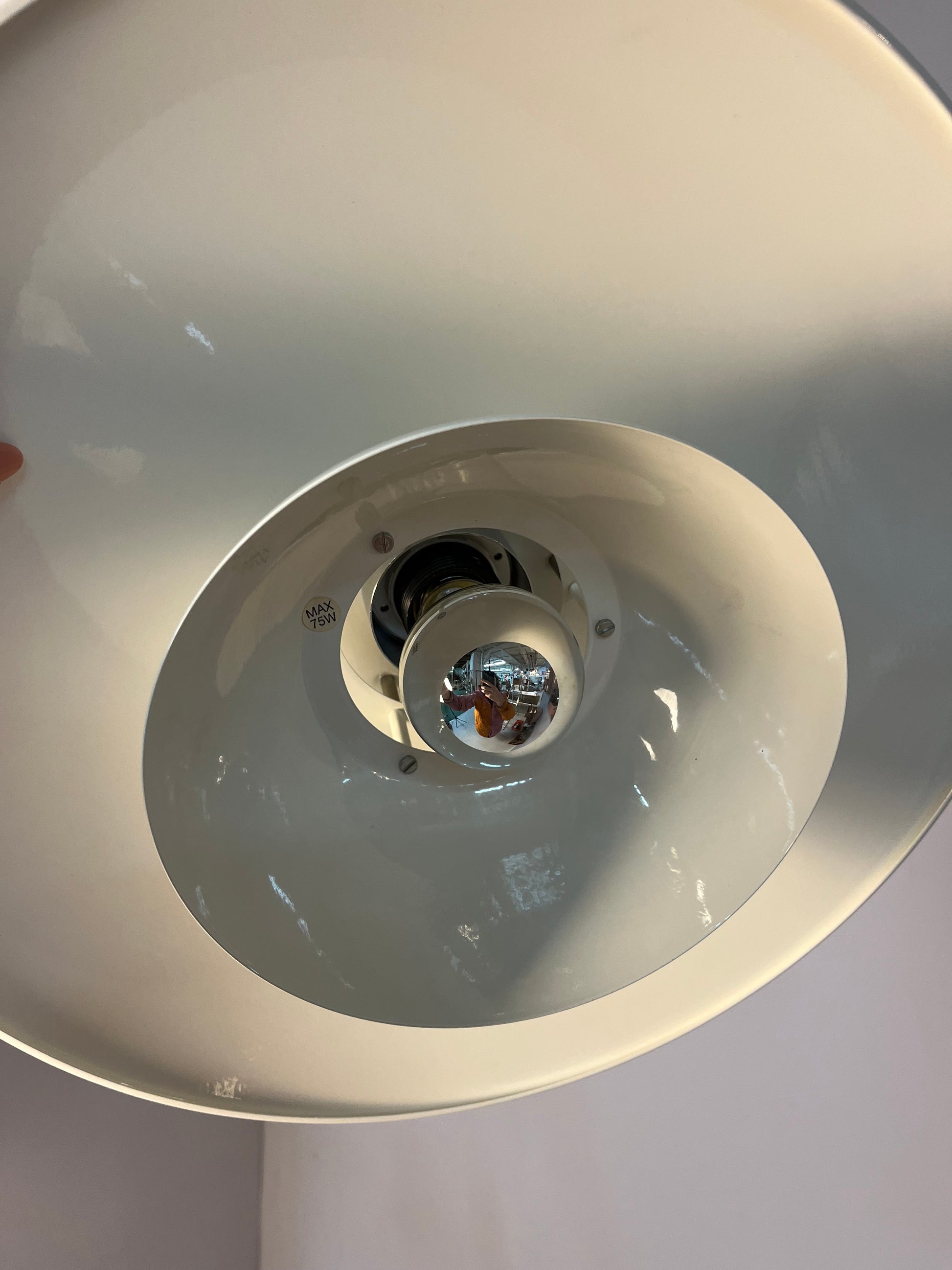 Lamellenlampe cremeweiß aus Dänemark