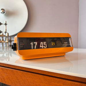 Wecker Comfortchron orange mit Klappzahlen von KRUPS
