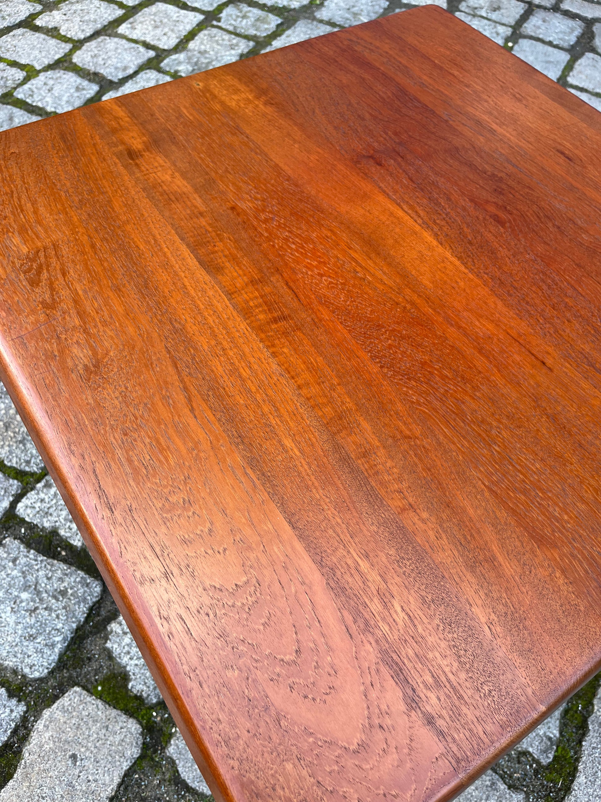 Couchtisch Teak von Niels Bach