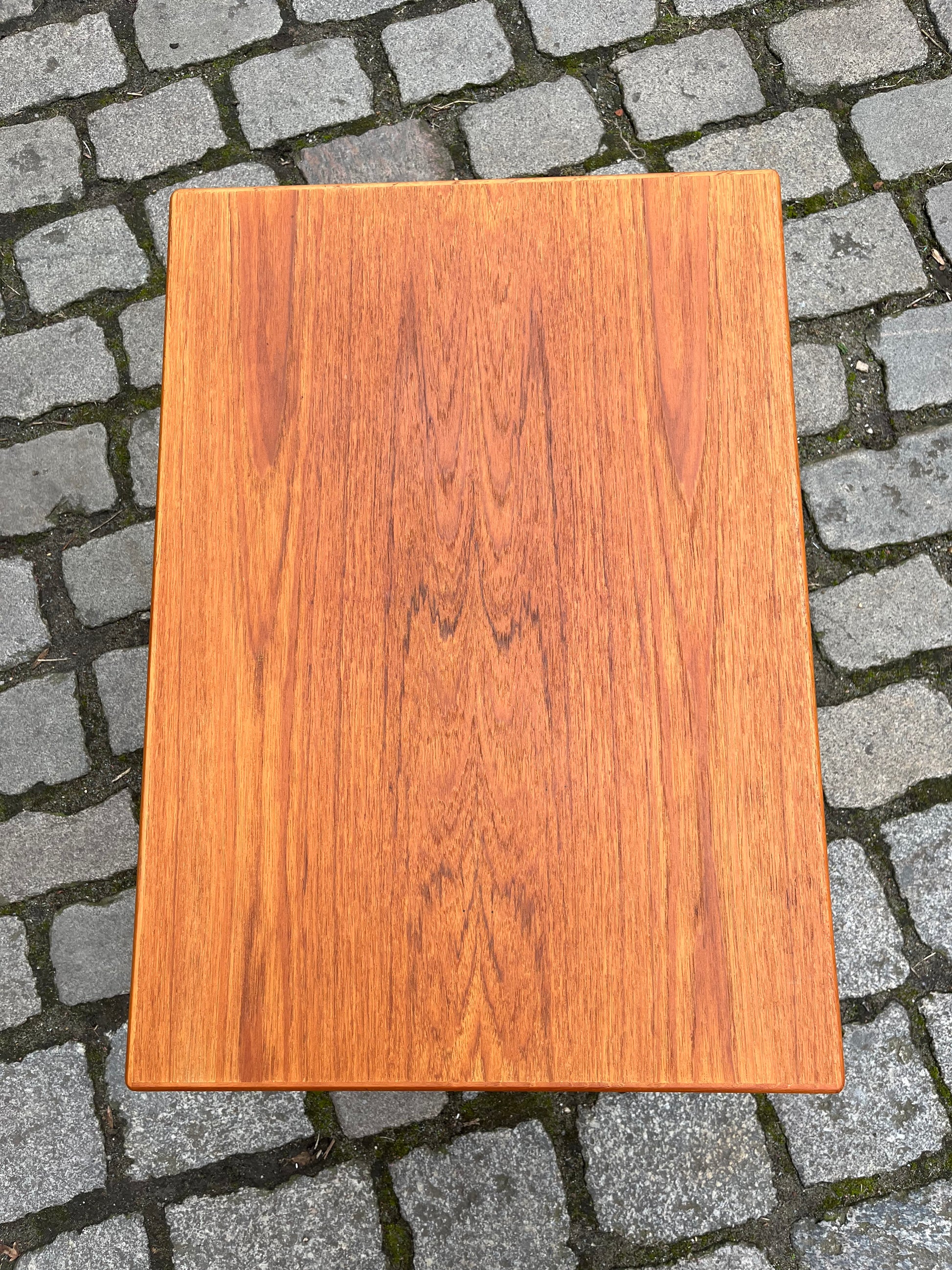 Couchtisch Teak mit Ablage aus Dänemark