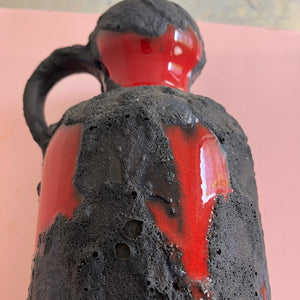 Vase Fat Lava rot schwarz von Marei Keramik