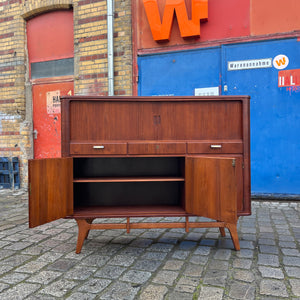 Highboard Teak mit Jalousietüren aus Dänemark